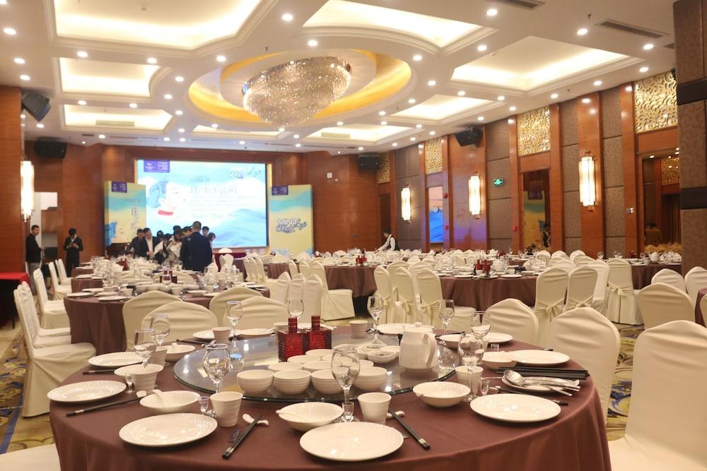 גואנגג'ואו Guangdong Geological Landscape Hotel מראה חיצוני תמונה